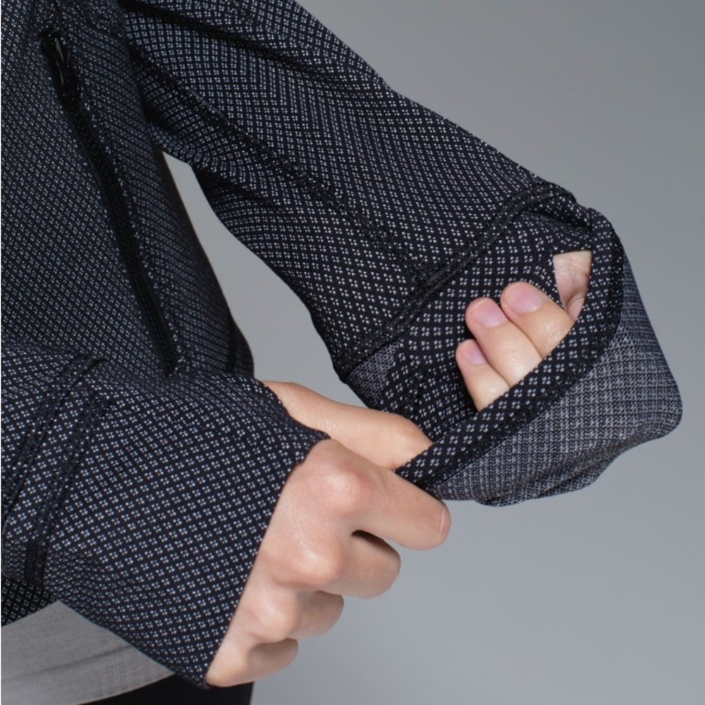 Lululemon Forme Jacket - Picture 6 of 16